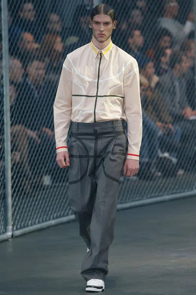 Look 52